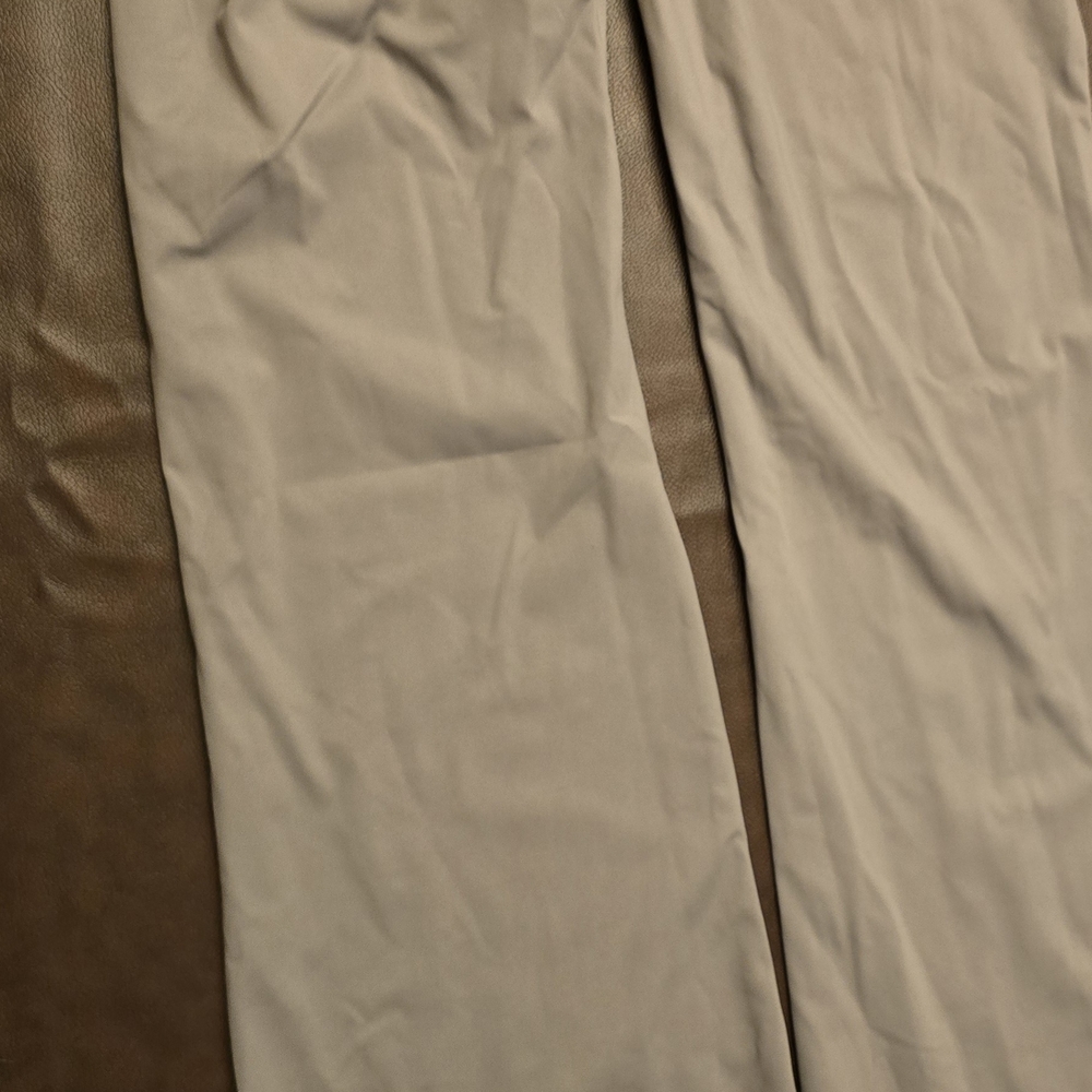 Stylish Gray Leggings Size M